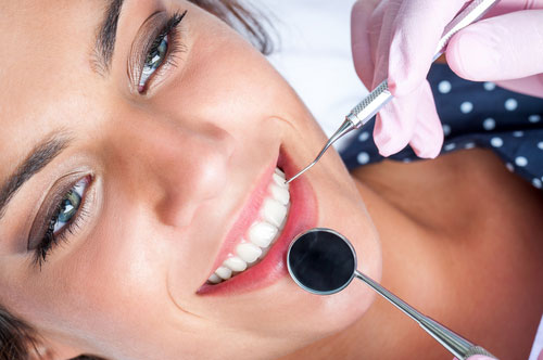 Should I Schedule An Invisalign Consultation? [QUIZ]
